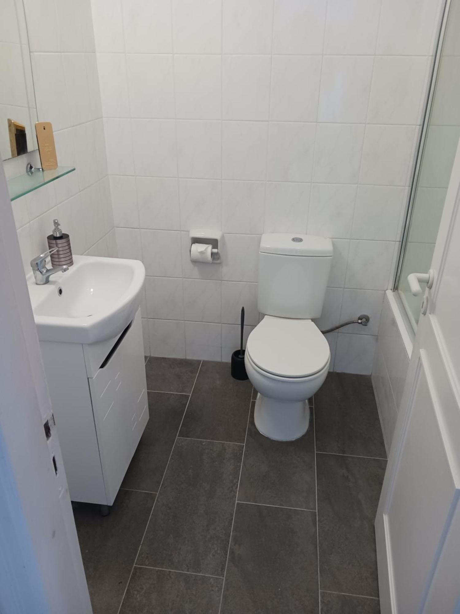 Modern Sea View Apartment Regina Gardens 파포스 외부 사진